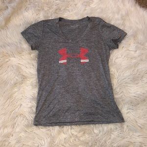 Grey under armor women’s shirt